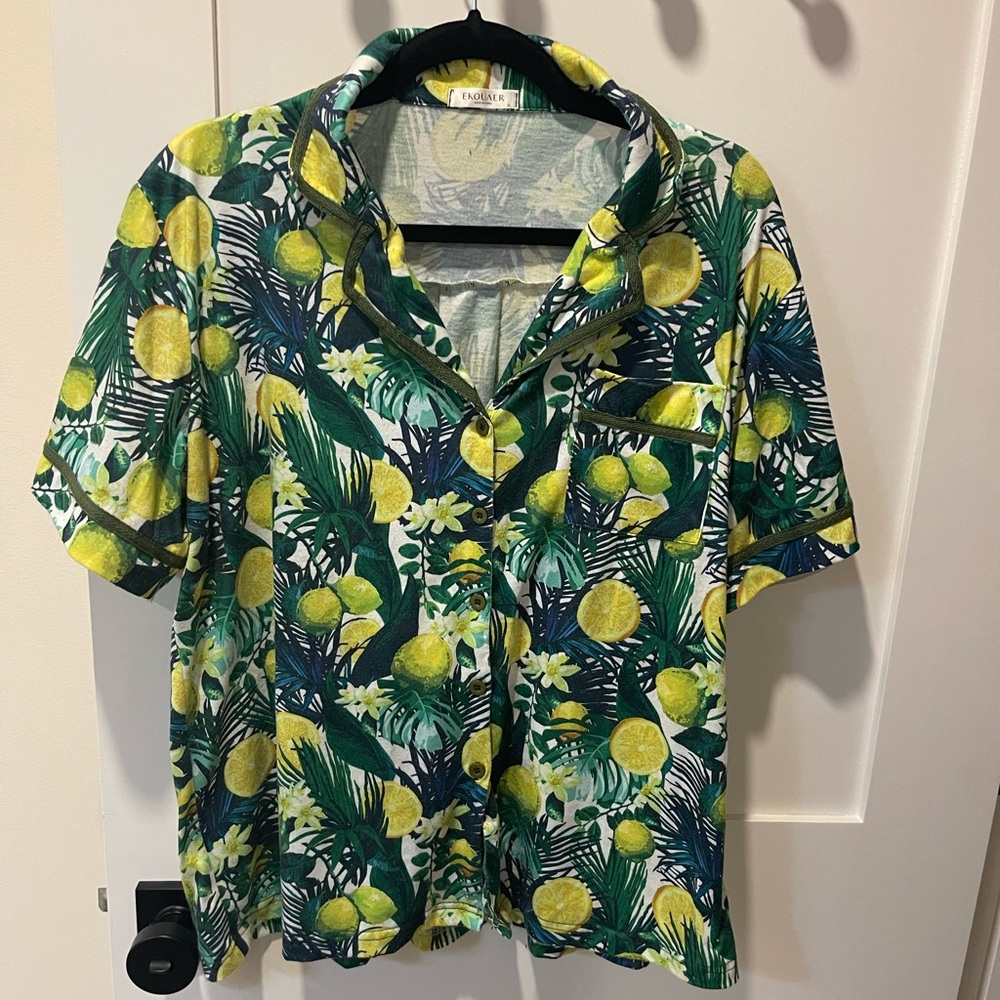 Cubavera Green and Yellow lemons sleep shirt